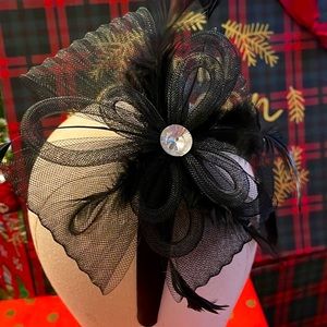 1990’s Black Feathered Fascinator
